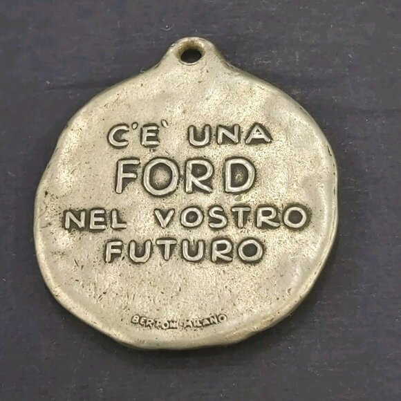 Rare Model- T-Ford Bronze Medal-Italian- It's a Ford in Your Future - Picture 2 of 4